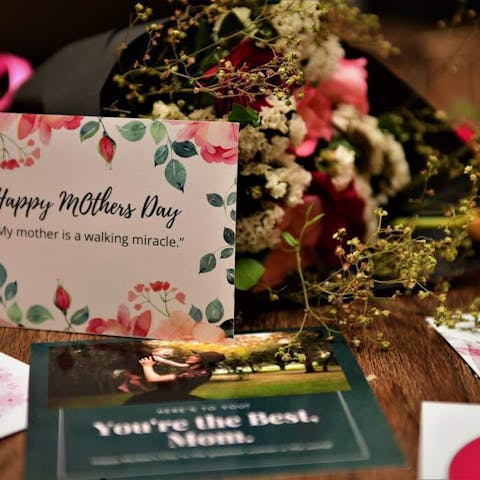 Send Flowers for Mother’s Day with FloraQueen: A Thoughtful Gesture