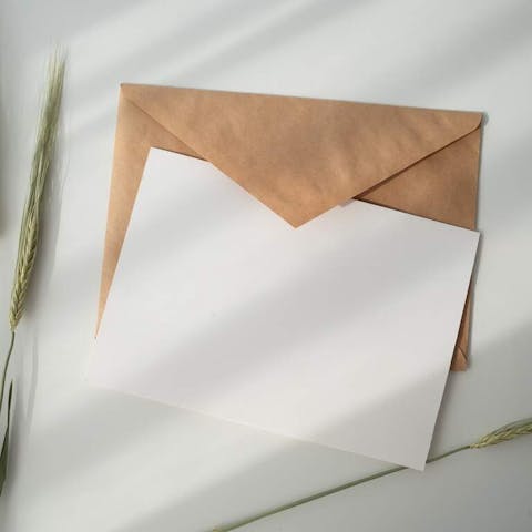 What to Write in a Sympathy Card: Comforting Words in Times of Grief