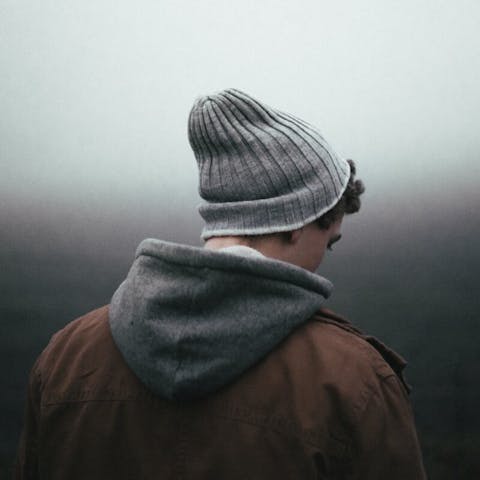 What to Say to Someone Who Lost a Parent