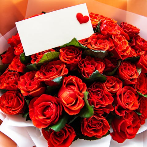What Are the Top Recommended Flowers for Men?