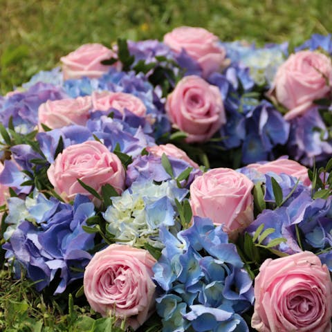 Knowing When to Send Flowers After a Death
