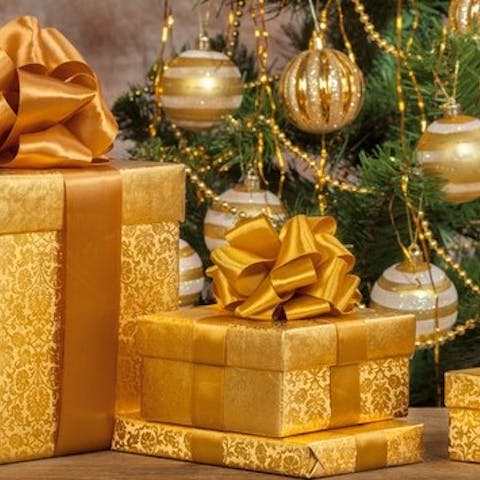 10 Fun Christmas Facts