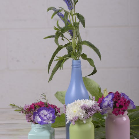 DIY With Flowers: Homemade floral centrepiece arrangement