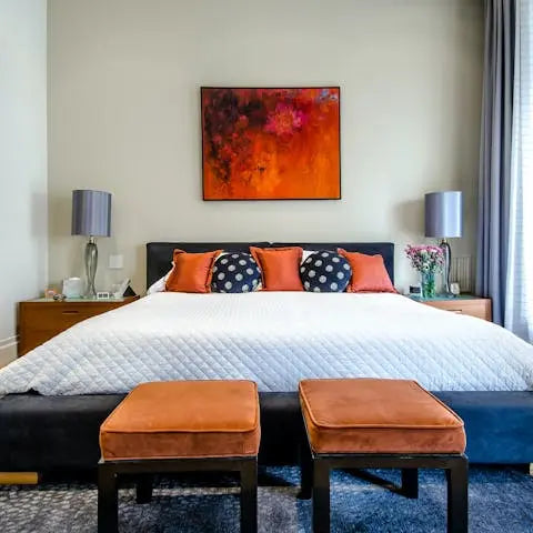 How-to-Design-a-Bedroom-for-a-Loving-Couple-Creating-a-Haven-of-Love-and-Harmony Flora Queen