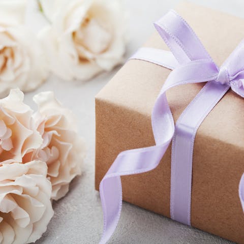 5 Original Wedding Gift Ideas
